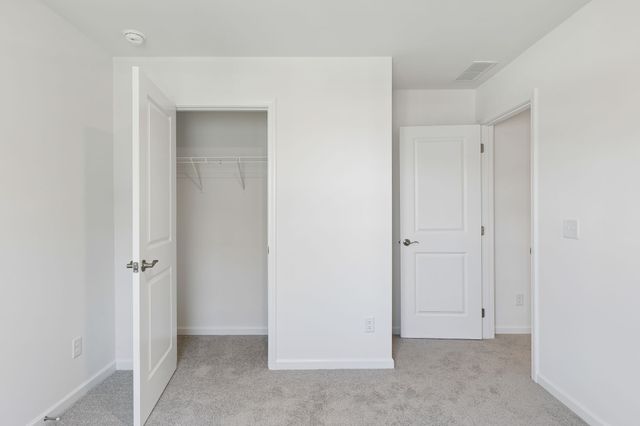 4012 Sadie St, Columbia, TN 38401