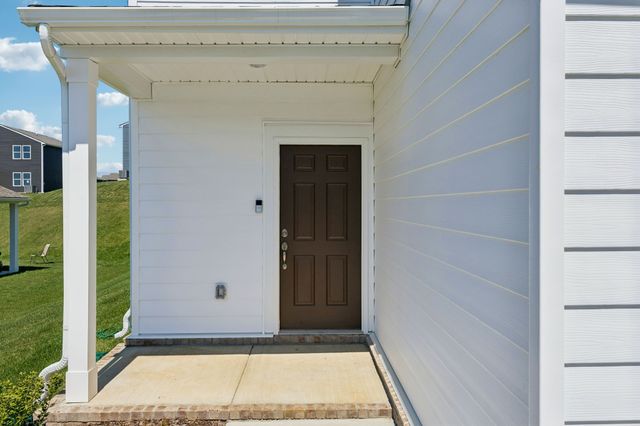 4012 Sadie St, Columbia, TN 38401