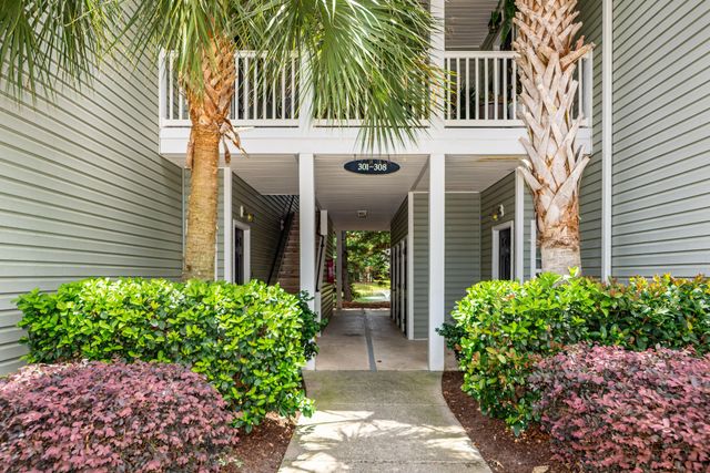 301 Pickering Lane, Charleston, SC 29414