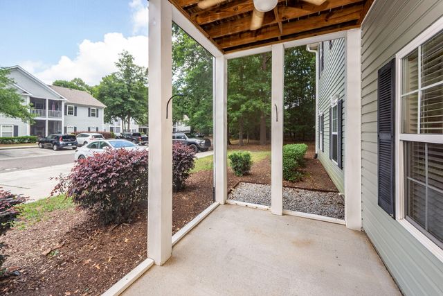 301 Pickering Lane, Charleston, SC 29414