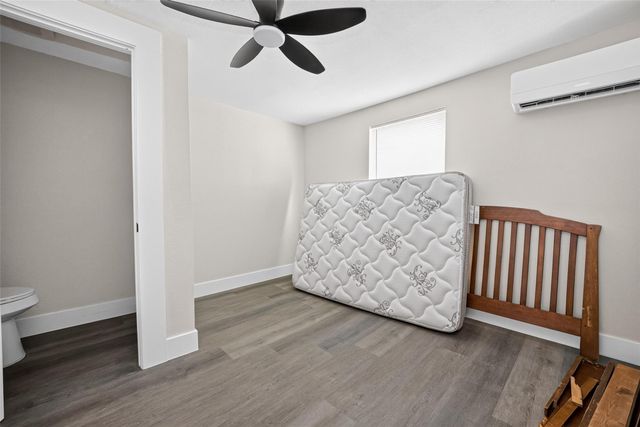1505 Ryon Street, Houston, TX 77009