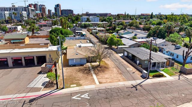 815 S ROOSEVELT Street, Tempe, AZ 85281