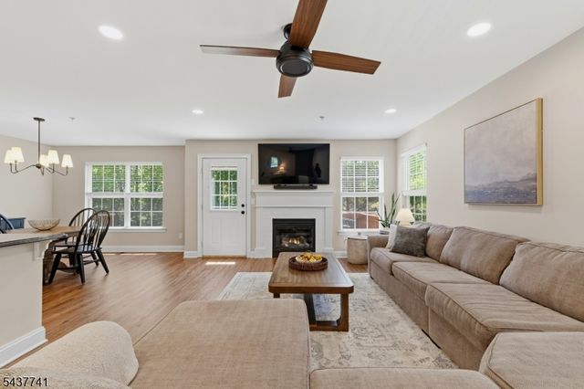28 Mountainside Drive 28, Pompton Lakes Boro, NJ 07442