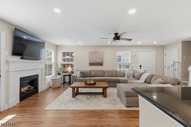 28 Mountainside Drive 28, Pompton Lakes Boro, NJ 07442