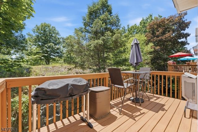 28 Mountainside Drive 28, Pompton Lakes Boro, NJ 07442