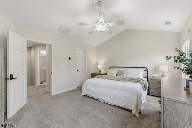 28 Mountainside Drive 28, Pompton Lakes Boro, NJ 07442