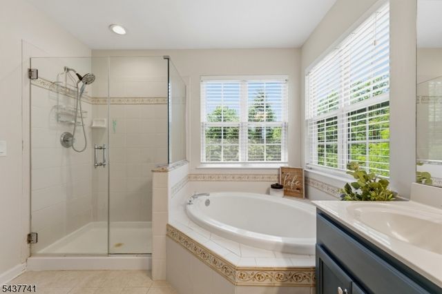 28 Mountainside Drive 28, Pompton Lakes Boro, NJ 07442