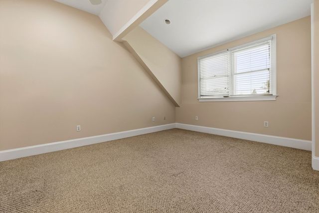 10 Friend Ct 3, Wenham, MA 01984