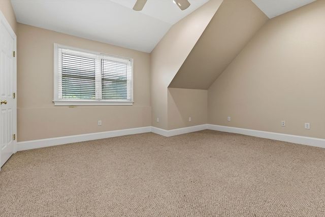 10 Friend Ct 3, Wenham, MA 01984
