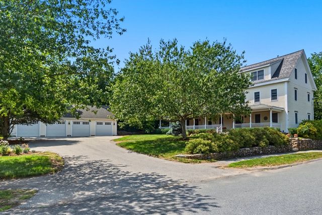 10 Friend Ct 3, Wenham, MA 01984
