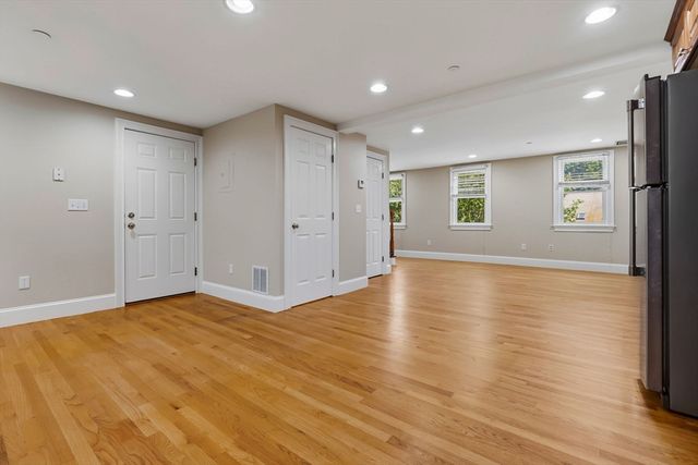 10 Friend Ct 3, Wenham, MA 01984