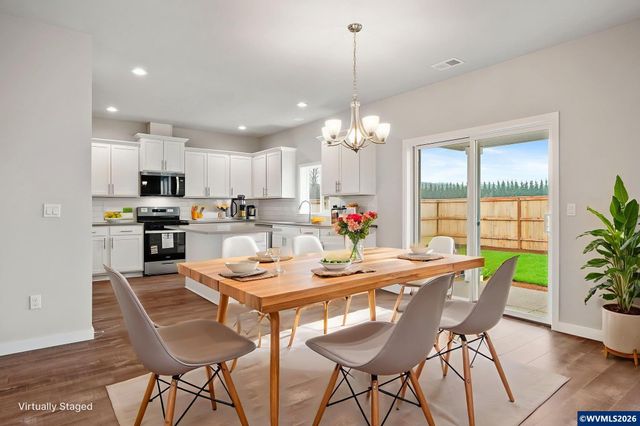 7072 Pinot Noir Dr, Corvallis, OR 97330