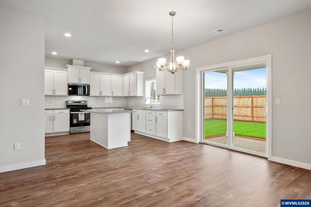 7072 Pinot Noir Dr, Corvallis, OR 97330