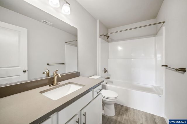 7072 Pinot Noir Dr, Corvallis, OR 97330