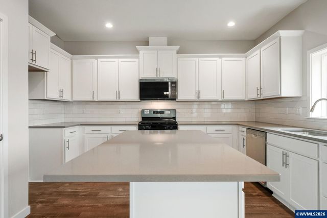 7072 Pinot Noir Dr, Corvallis, OR 97330