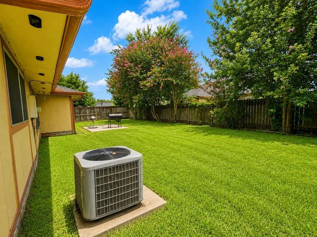 14102 Twisted Rattan Lane, Houston, TX 77015