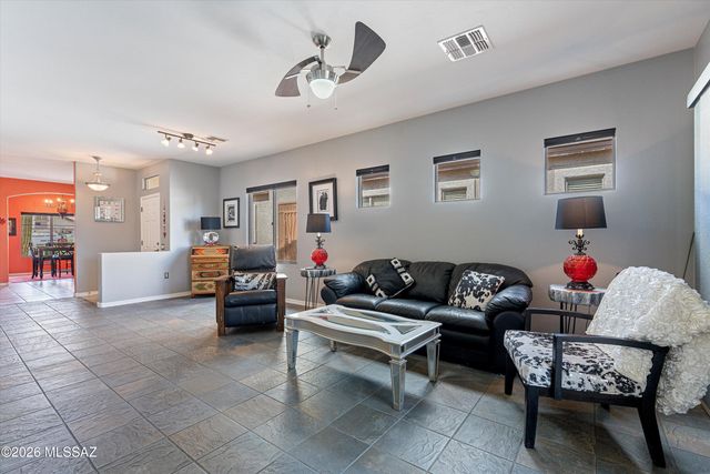 246 W Calle Del Estribo, Sahuarita, AZ 85629