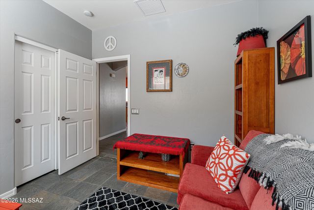 246 W Calle Del Estribo, Sahuarita, AZ 85629