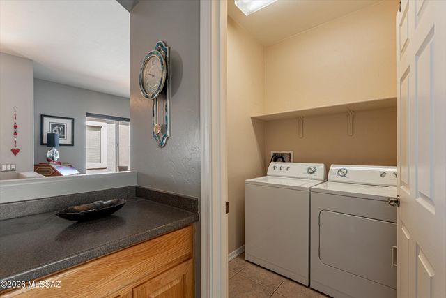 246 W Calle Del Estribo, Sahuarita, AZ 85629