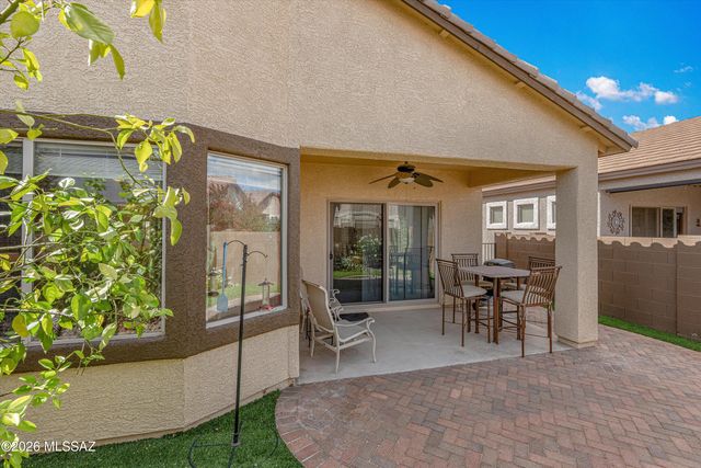 246 W Calle Del Estribo, Sahuarita, AZ 85629