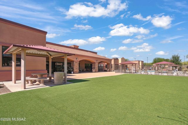 246 W Calle Del Estribo, Sahuarita, AZ 85629