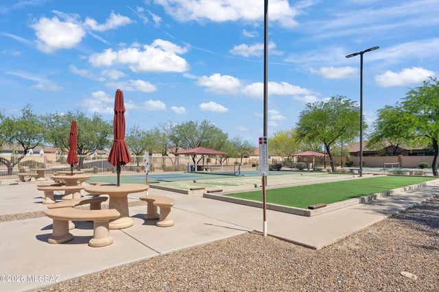 246 W Calle Del Estribo, Sahuarita, AZ 85629