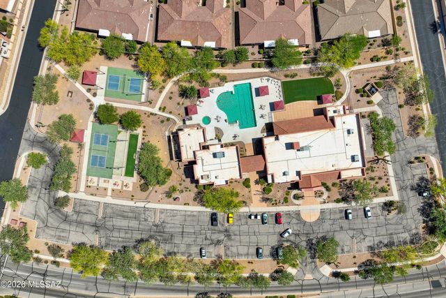 246 W Calle Del Estribo, Sahuarita, AZ 85629