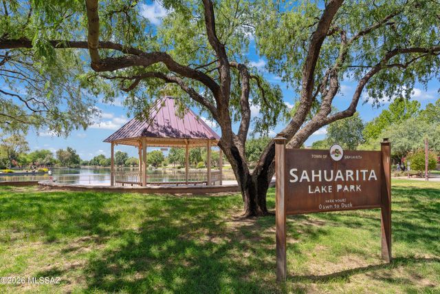 246 W Calle Del Estribo, Sahuarita, AZ 85629