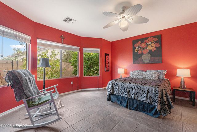 246 W Calle Del Estribo, Sahuarita, AZ 85629