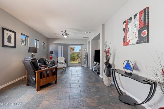 246 W Calle Del Estribo, Sahuarita, AZ 85629
