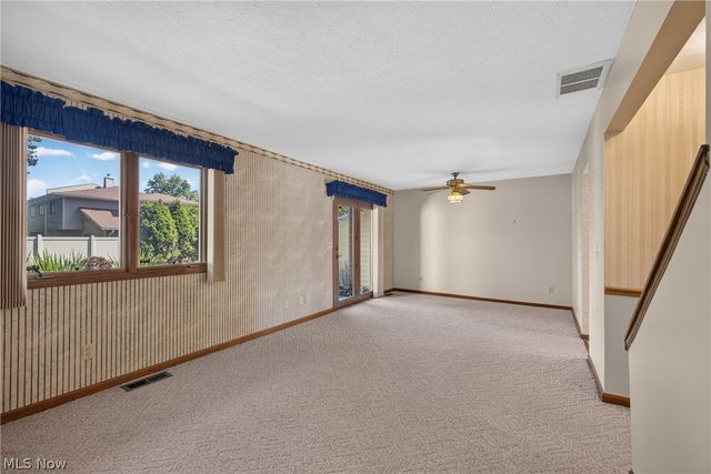 15504 Roxboro Drive, Middleburg Heights, OH 44130