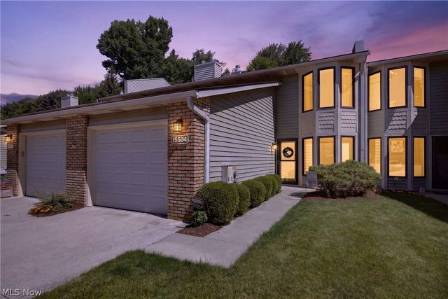 15504 Roxboro Drive, Middleburg Heights, OH 44130
