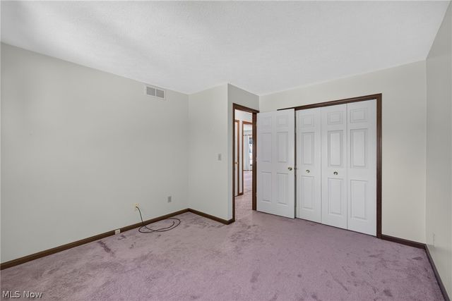 15504 Roxboro Drive, Middleburg Heights, OH 44130