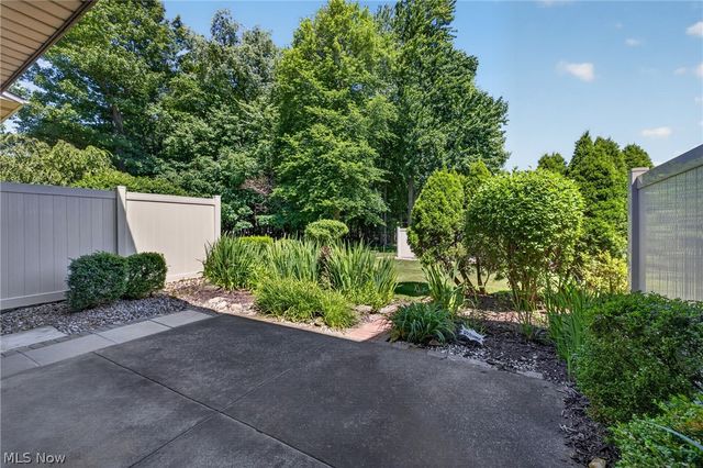 15504 Roxboro Drive, Middleburg Heights, OH 44130