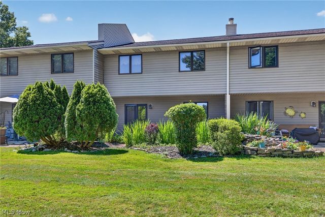15504 Roxboro Drive, Middleburg Heights, OH 44130