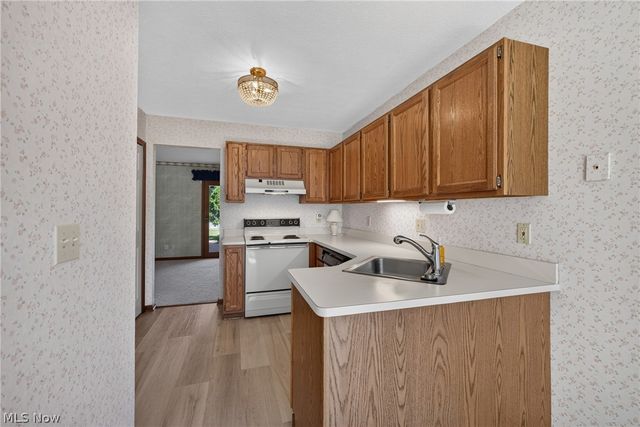 15504 Roxboro Drive, Middleburg Heights, OH 44130