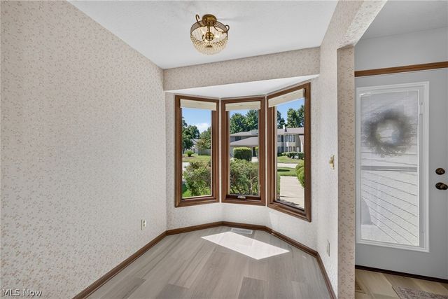 15504 Roxboro Drive, Middleburg Heights, OH 44130