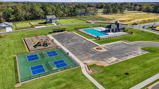 1005 Meadow Rue Court, Woodruff, SC 29388
