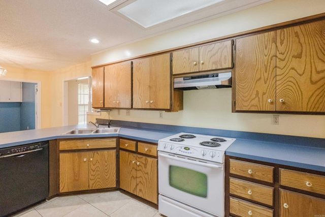 2004 N Fox Trail, Benton, AR 72019