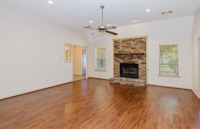 2004 N Fox Trail, Benton, AR 72019