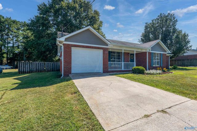 1216 Charity Lane, Hazel Green, AL 35750