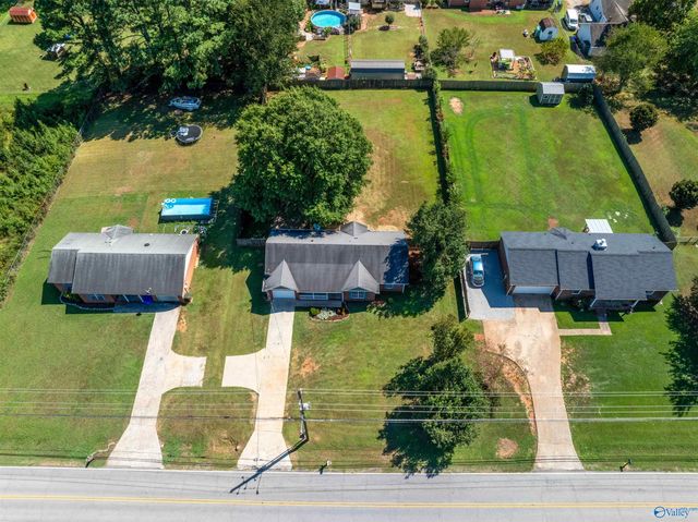 1216 Charity Lane, Hazel Green, AL 35750