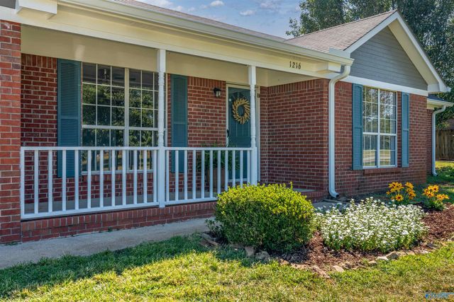 1216 Charity Lane, Hazel Green, AL 35750