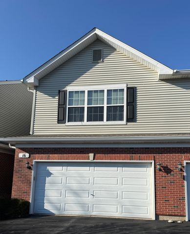 16 Black Oak Court, Bolingbrook, IL 60490