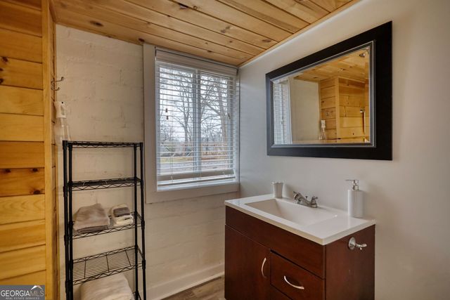 345 Jefferson River Road, Athens, GA 30607