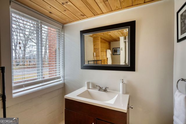 345 Jefferson River Road, Athens, GA 30607