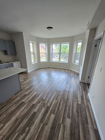 5223 W Washington Boulevard 5223-2, Chicago, IL 60644