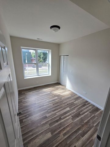 5223 W Washington Boulevard 5223-2, Chicago, IL 60644