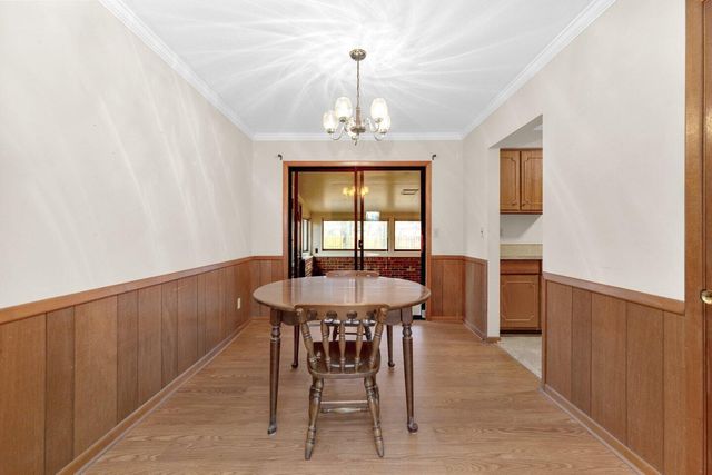 49 S Summit Ridge Road S, Reynoldsburg, OH 43068