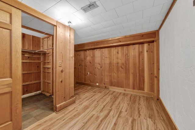 49 S Summit Ridge Road S, Reynoldsburg, OH 43068